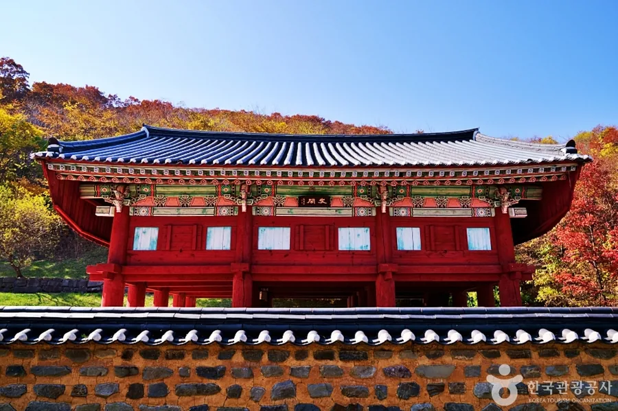 적상산사고지. 1610년 이곳에 조선왕조실록 사고가 설치됐다 ⓒ한국관광공
