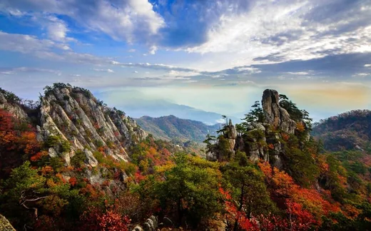 운악산